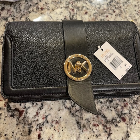 Michael Kors Crossbody - Picture 5 of 9